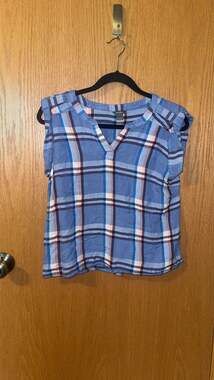 Eddie Bauer Women's Blue Plaid Rayon V-Neck Sleeveless Top Size L